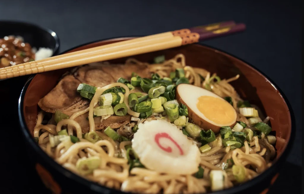 tsukemen noodles and dipping sauce
